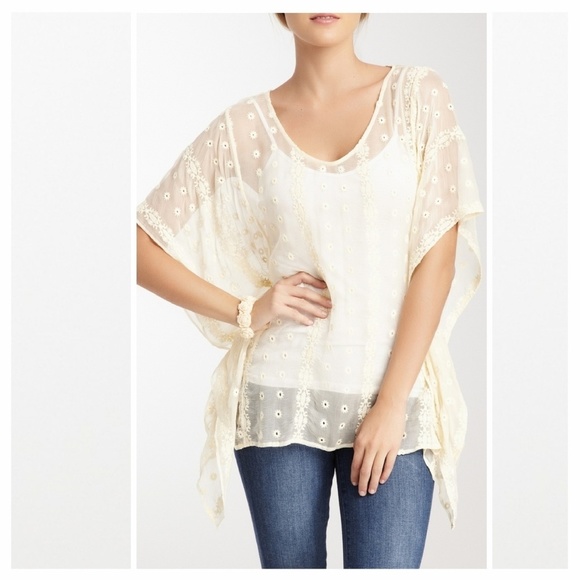 Dolce Cabo Silk Embroidered Top